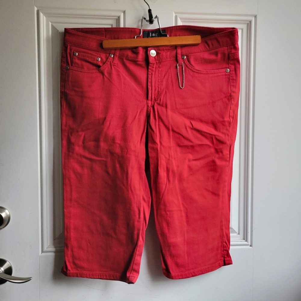 L.e.i. Red Capri Pants